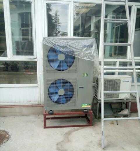  家庭空氣能地暖