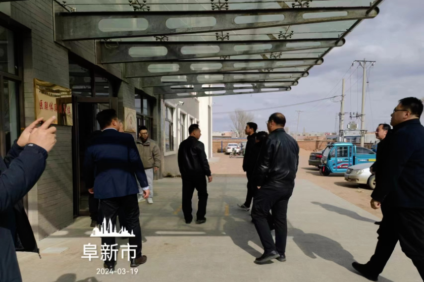 凌源市領(lǐng)導(dǎo)班子赴聚陽(yáng)東北項(xiàng)目考察