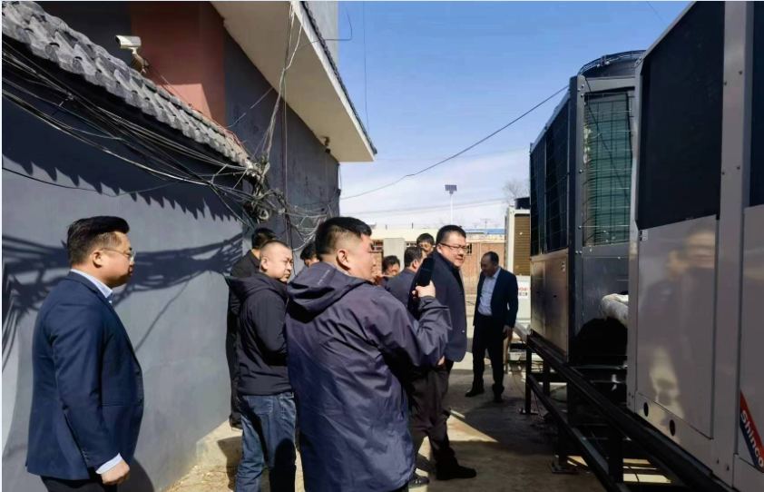 凌源市領(lǐng)導(dǎo)班子赴聚陽(yáng)東北項(xiàng)目考察